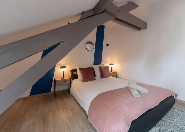 Les Stins - Appartements Climatises - Centre Ville