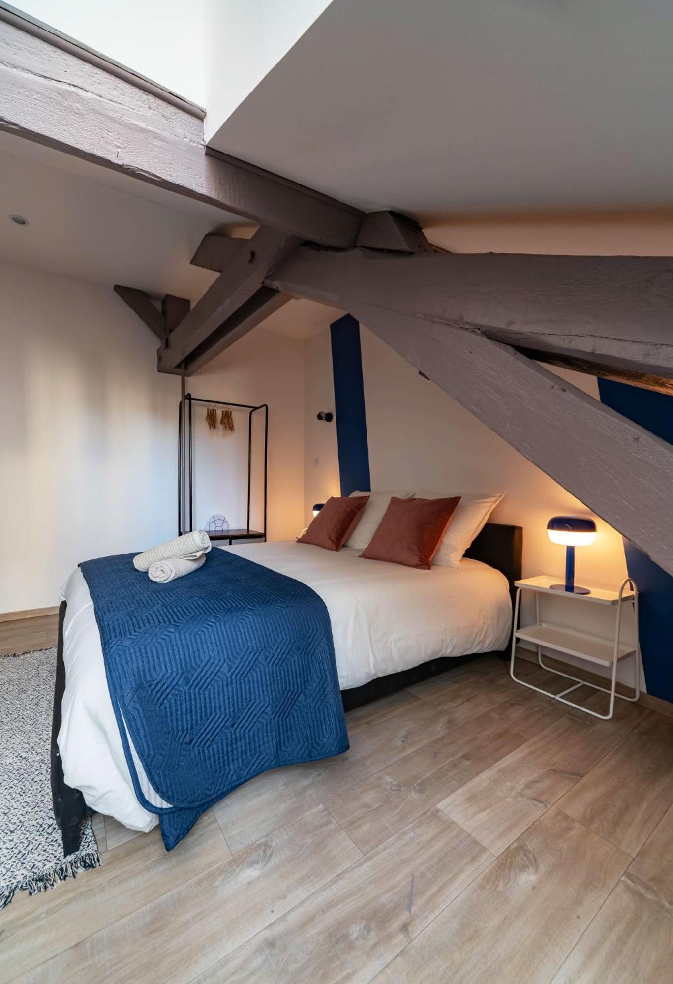 Les Stins - Climatises - Centre Appartement *